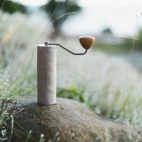 Râșniță Comandante - X25 Trailmaster Dune 2