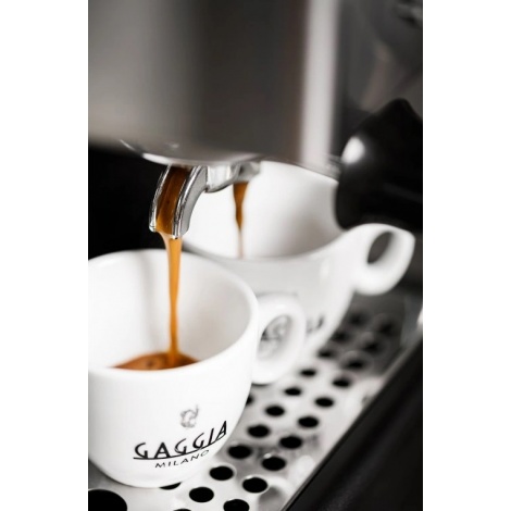 Mașină de cafea cu pârghie GAGGIA Classic EVO E24
