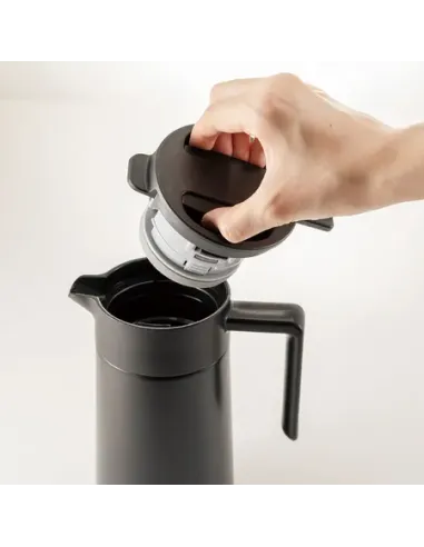 Ulcior termo Hario 600 ml cu suprafață ceramică - BLACK