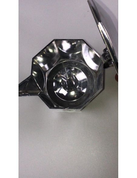 Cafetieră moka Bialetti Brikka 2 - FOLOSIT / REDUCERE (fără ambalaj original)