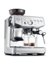 SAGE SES876BSS argintiu - pregătește espresso cu un corp plin și cremă bogată.