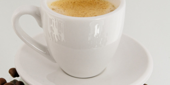 Prepararea espresso macchiato