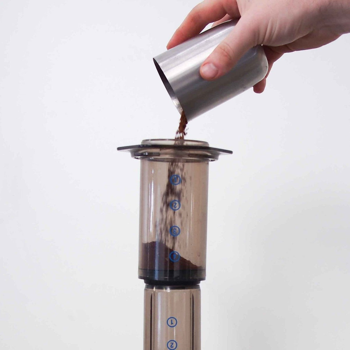 Pregătirea cafelei în Aeropress